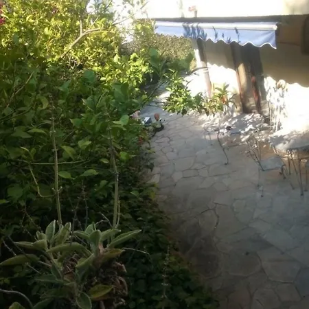 Oasi Tra I Limoni San Remo